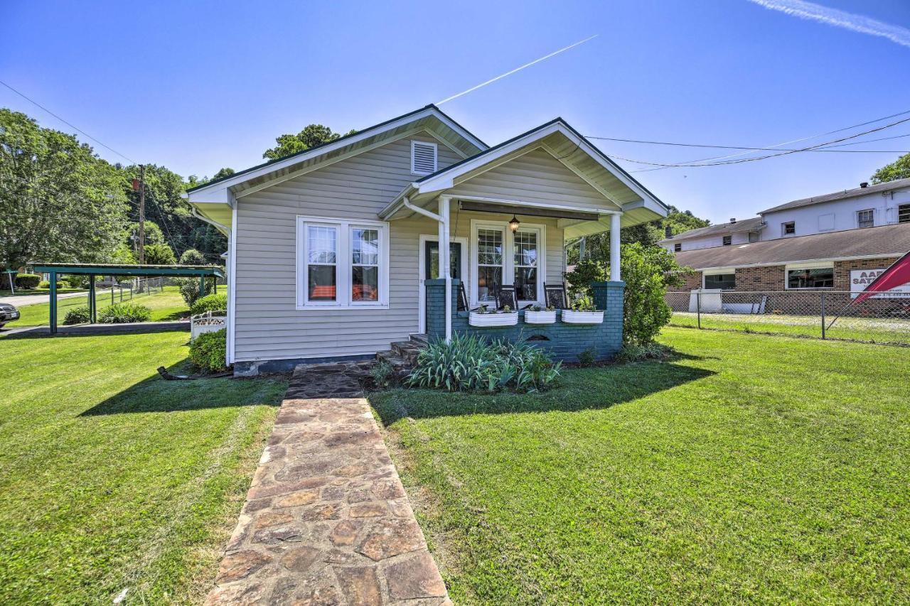 Cozy Damascus Cottage With Porch And Trail Access! Exterior photo